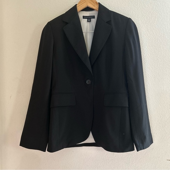 Banana Republic | Women's Black Wool Blazer - Picture 2 of 9